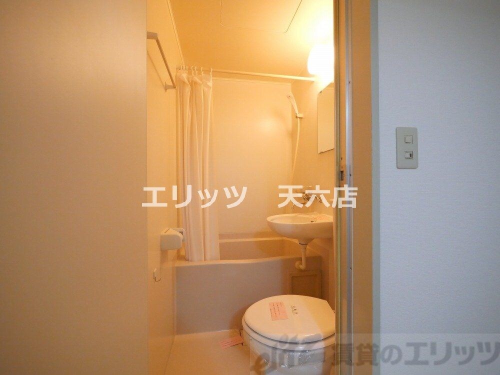 ロイヤルコート上池田の物件内観写真