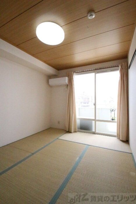 ジュネス阪本の物件内観写真