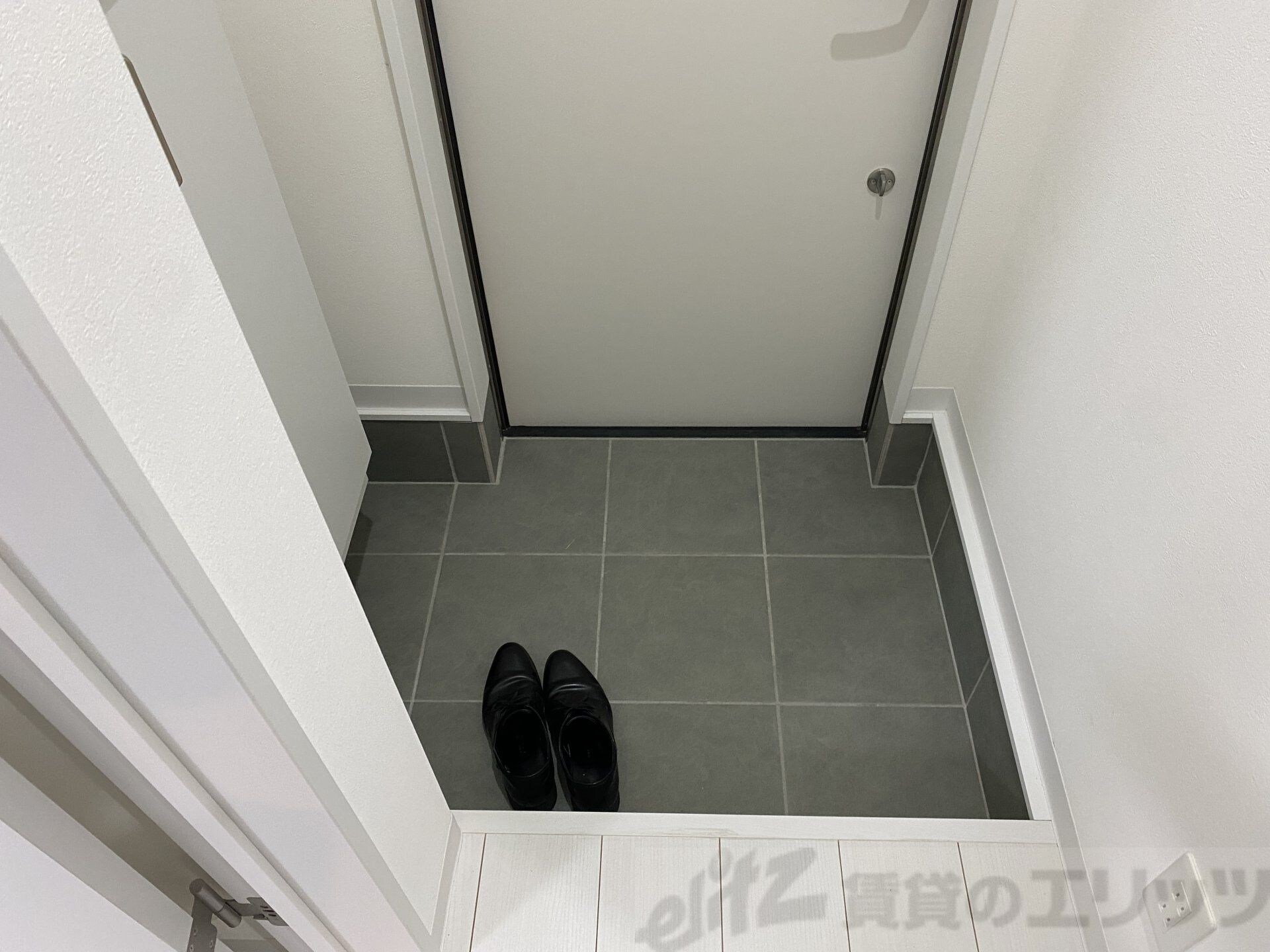 エテルナコート総持寺の物件内観写真