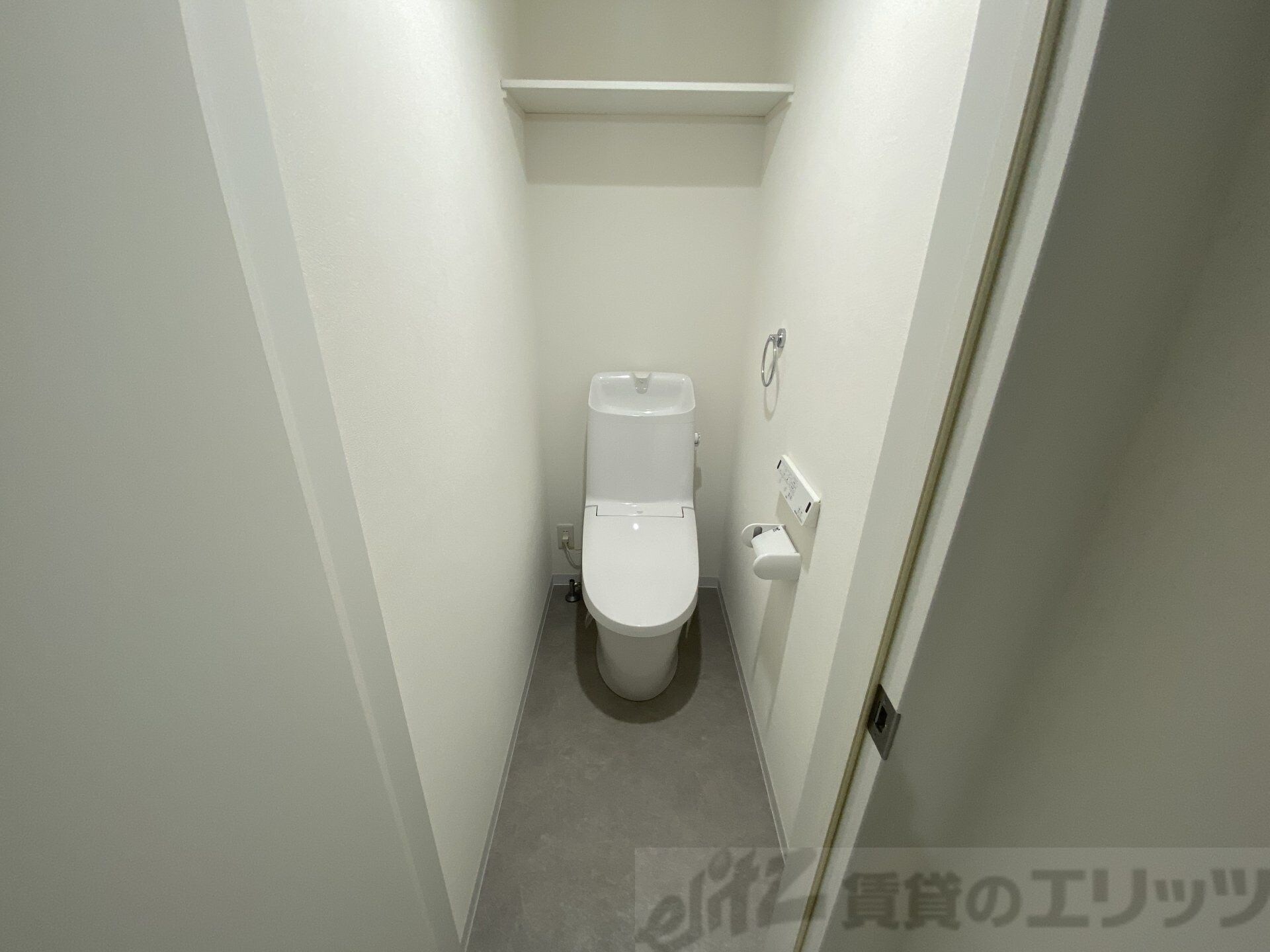 エテルナコート総持寺の物件内観写真