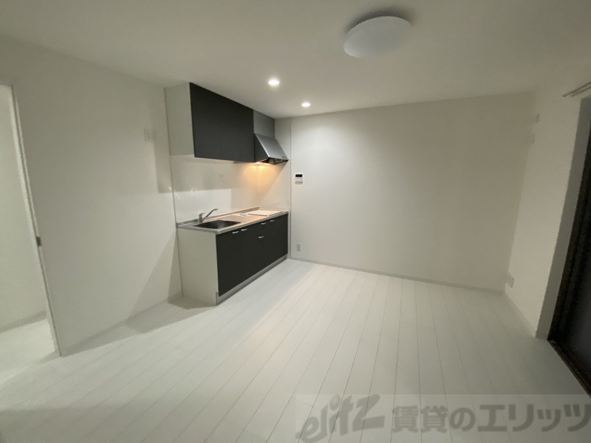 エテルナコート総持寺の物件内観写真