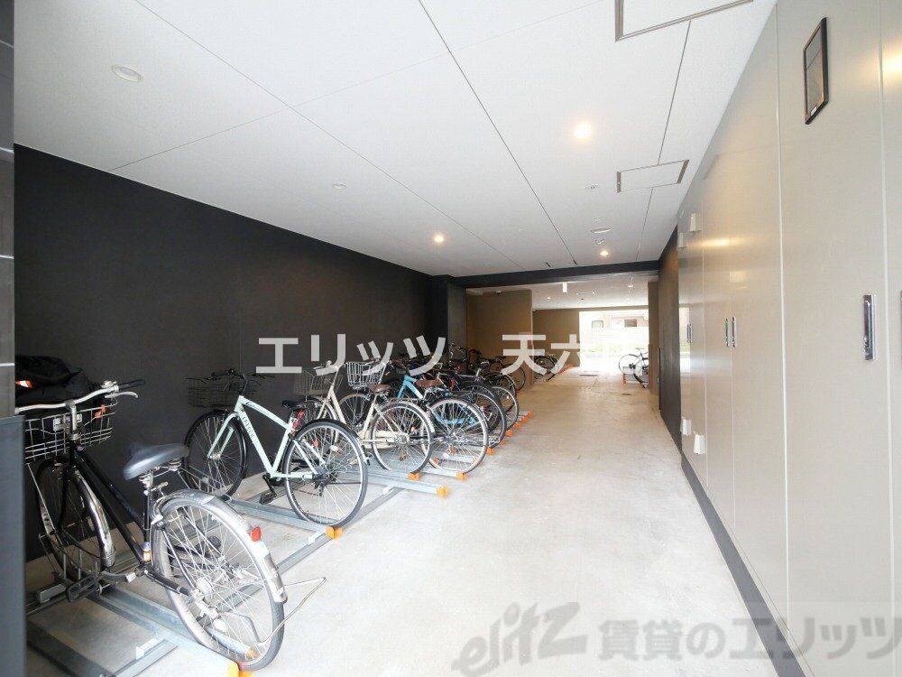 セレニテ新大阪エクラの物件内観写真