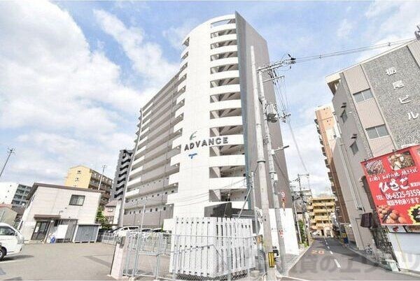 アドバンス新大阪ラシュレの物件外観写真