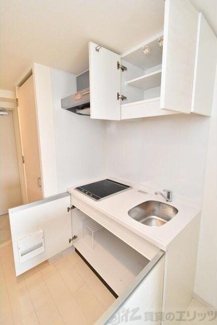 アドバンス新大阪ラシュレの物件内観写真