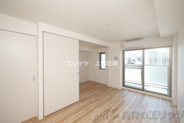 セレニテフラン梅田の物件内観写真