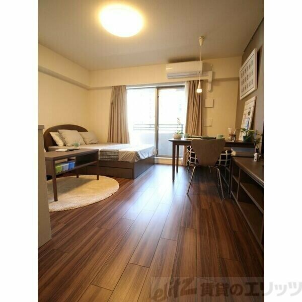 セイル江坂公園の物件内観写真