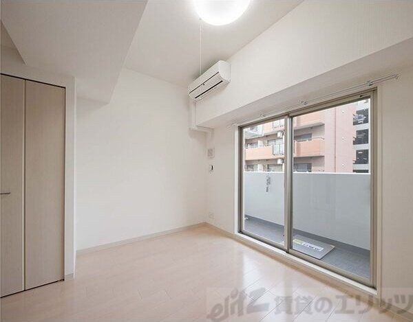 エステムコート新大阪VIIIレヴォリスの物件内観写真