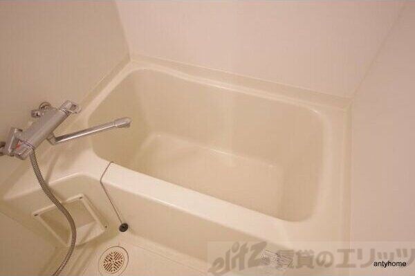 エステムコート新大阪VIIIレヴォリスの物件内観写真