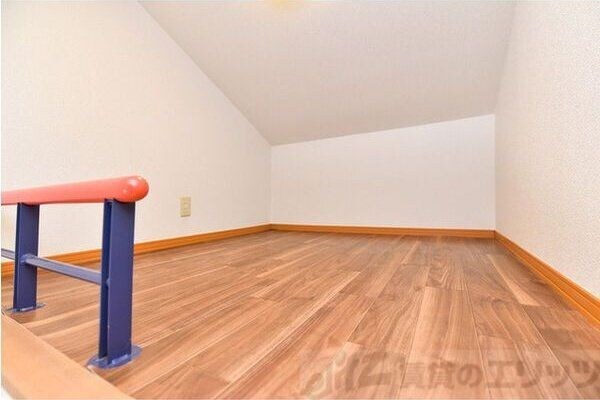 アゼリアコートの物件内観写真