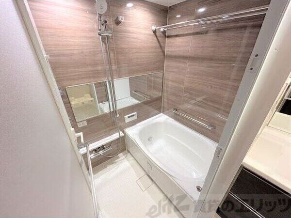 ソルレヴェンテ新梅田の物件内観写真