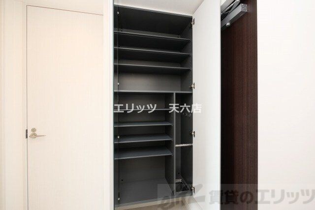 シーズンフラッツ梅田EASTの物件内観写真