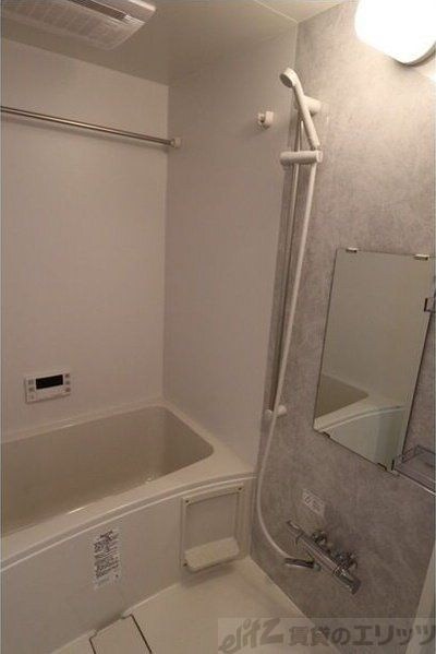 アヴェニール中崎の物件内観写真