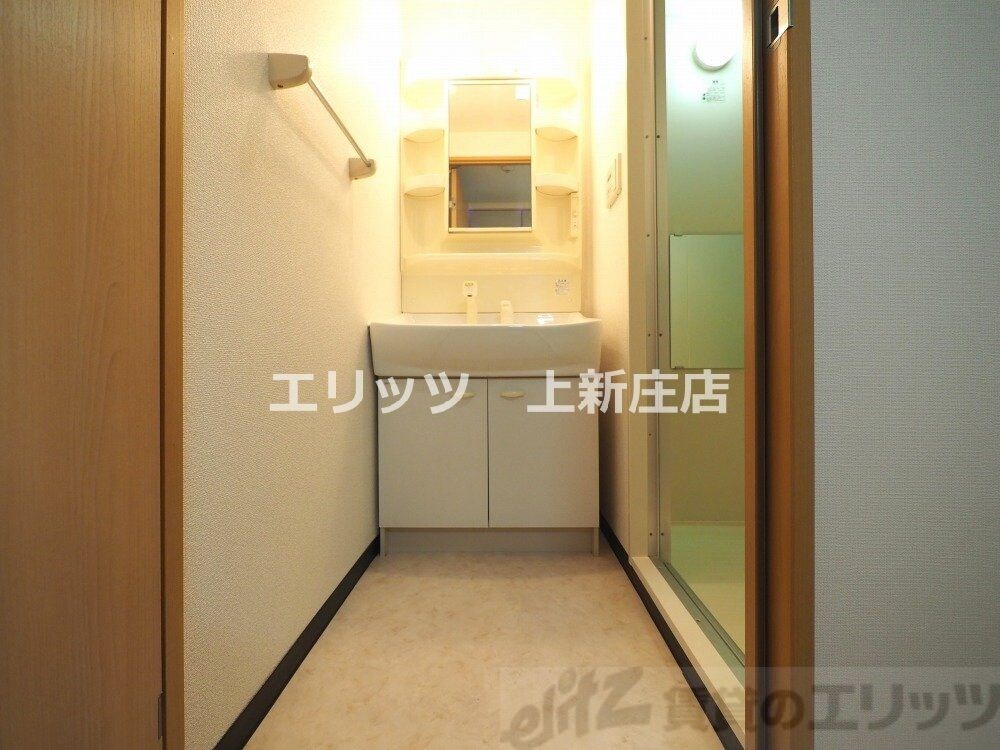 ONE ROOF FLAT FUKUSHIMAの物件内観写真