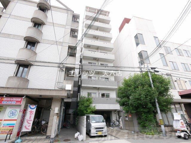 インベスト北梅田の物件外観写真