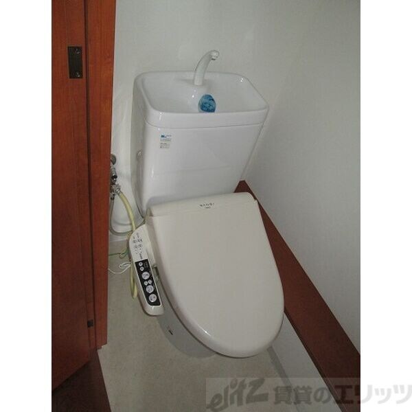 フォレステージュ江坂垂水町の物件内観写真