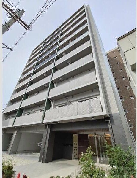 Alivis北梅田の物件外観写真