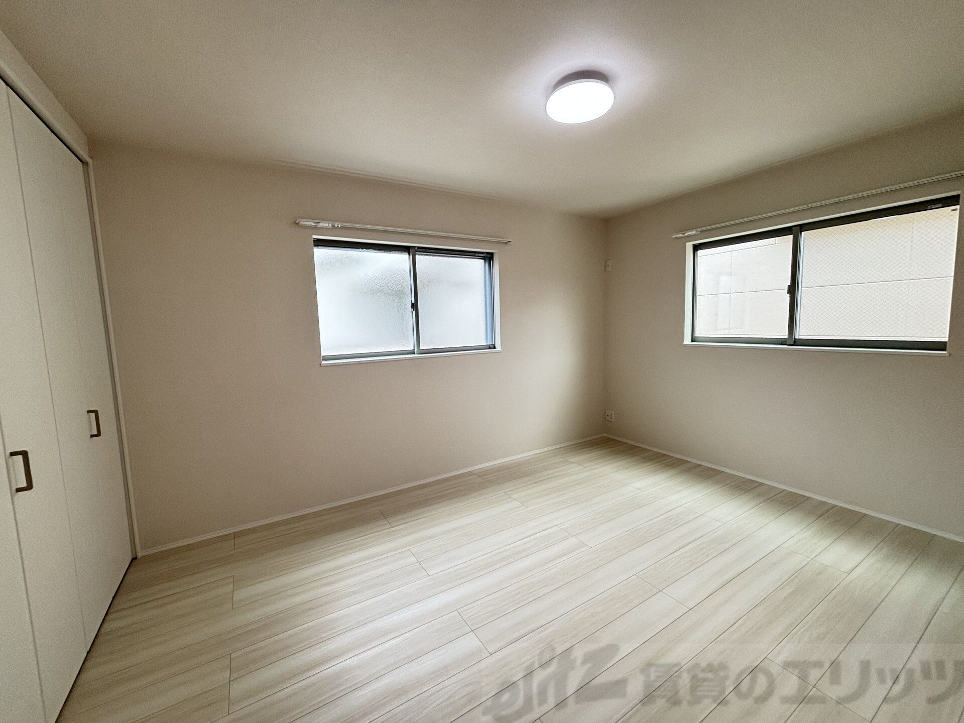 ファミリエ津之江A棟の物件内観写真