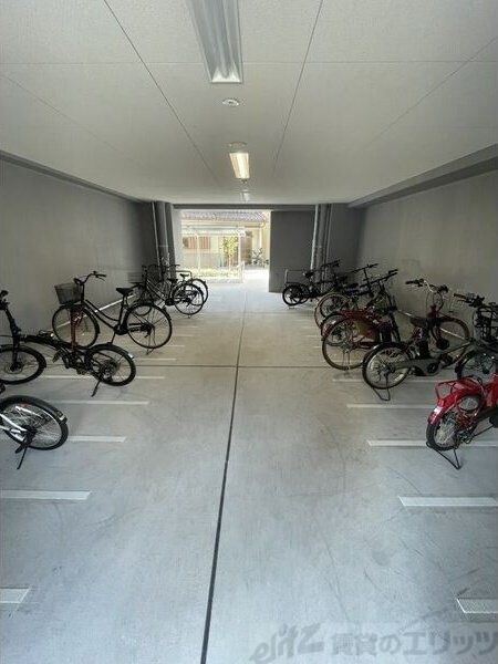 プレサンスNEO上新庄PRIMECRUISの物件内観写真