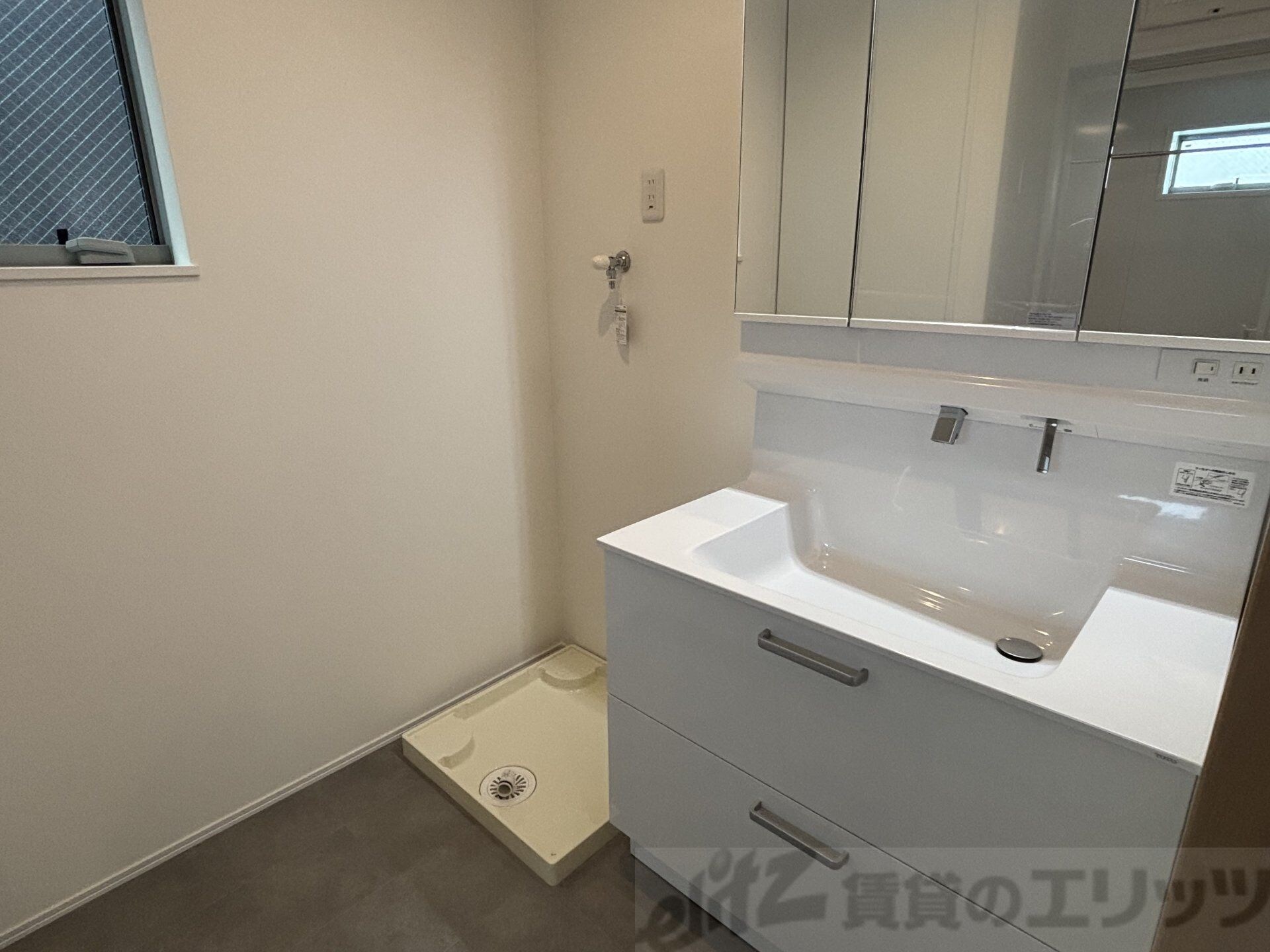 ファミリエ津之江A棟の物件内観写真