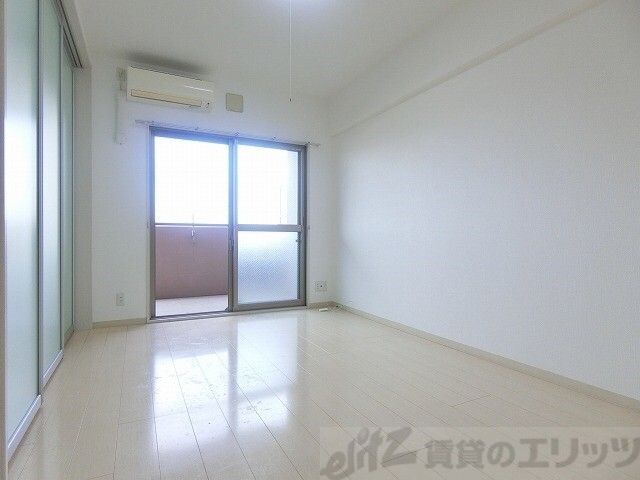 セリーゼウエストの物件内観写真