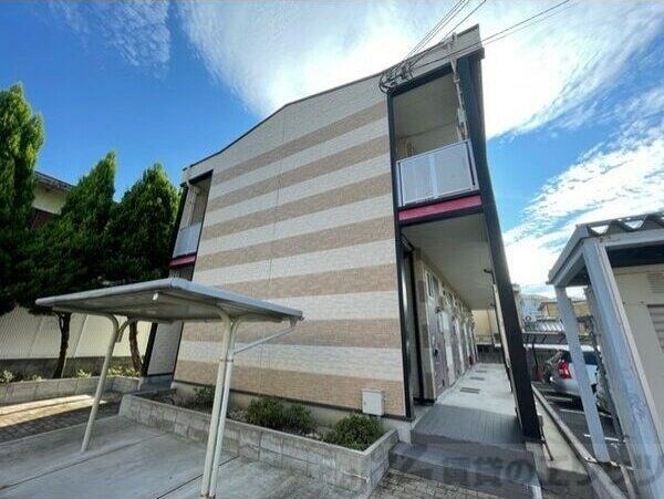 レオパレス千里山西の物件外観写真