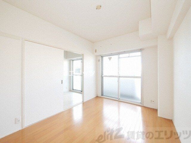 サン・ホワイティ豊里の物件内観写真