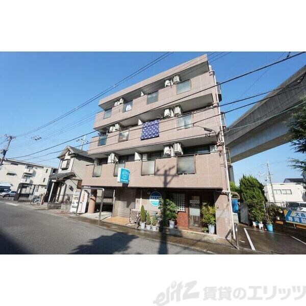 オマージュ南茨木の物件外観写真