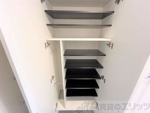 セレニテ西中島アリア壱番館の物件内観写真