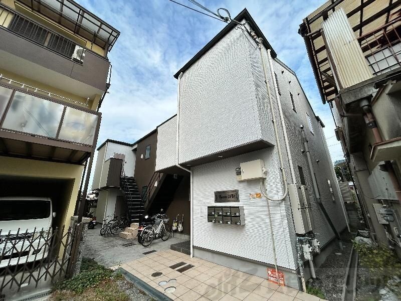 F.GRACE高槻の物件外観写真