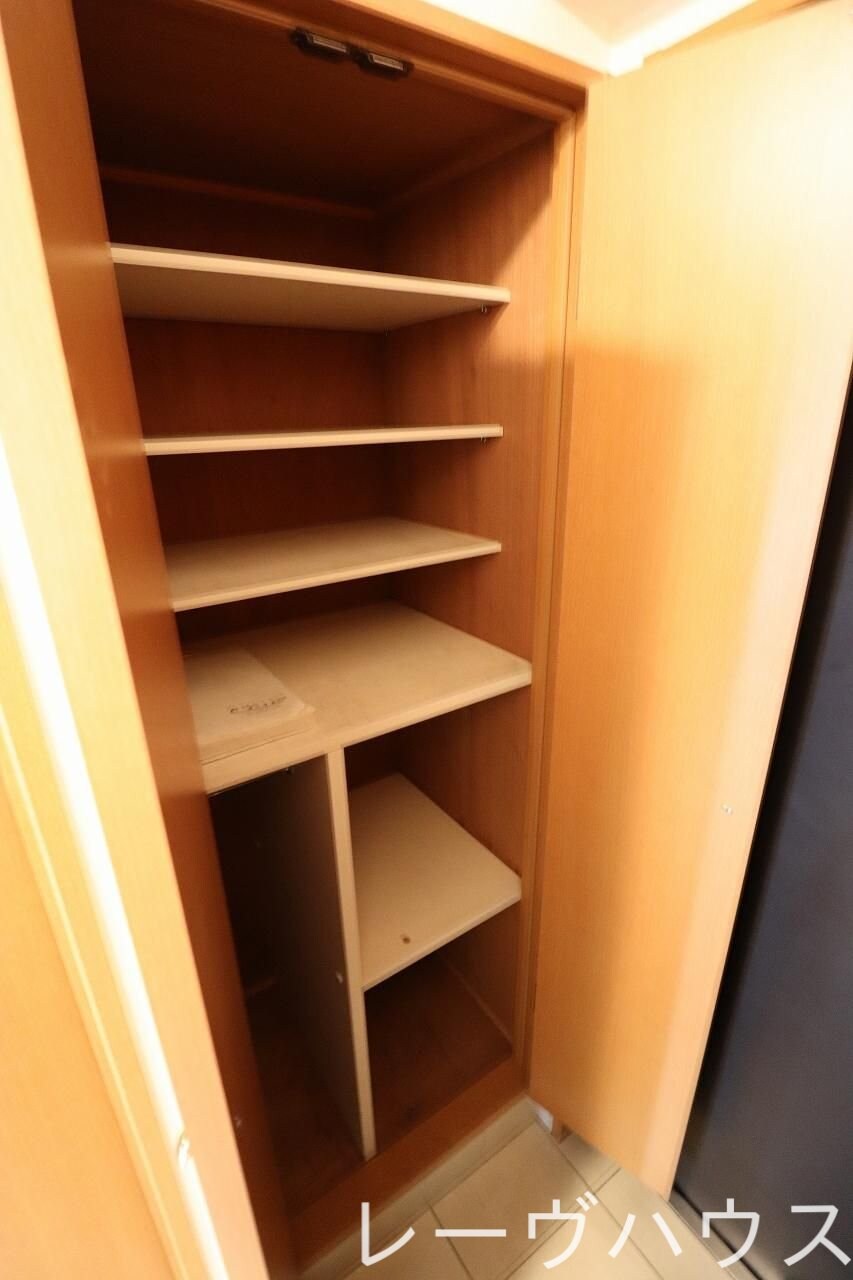 ピュアドームエスパリエ博多の物件内観写真