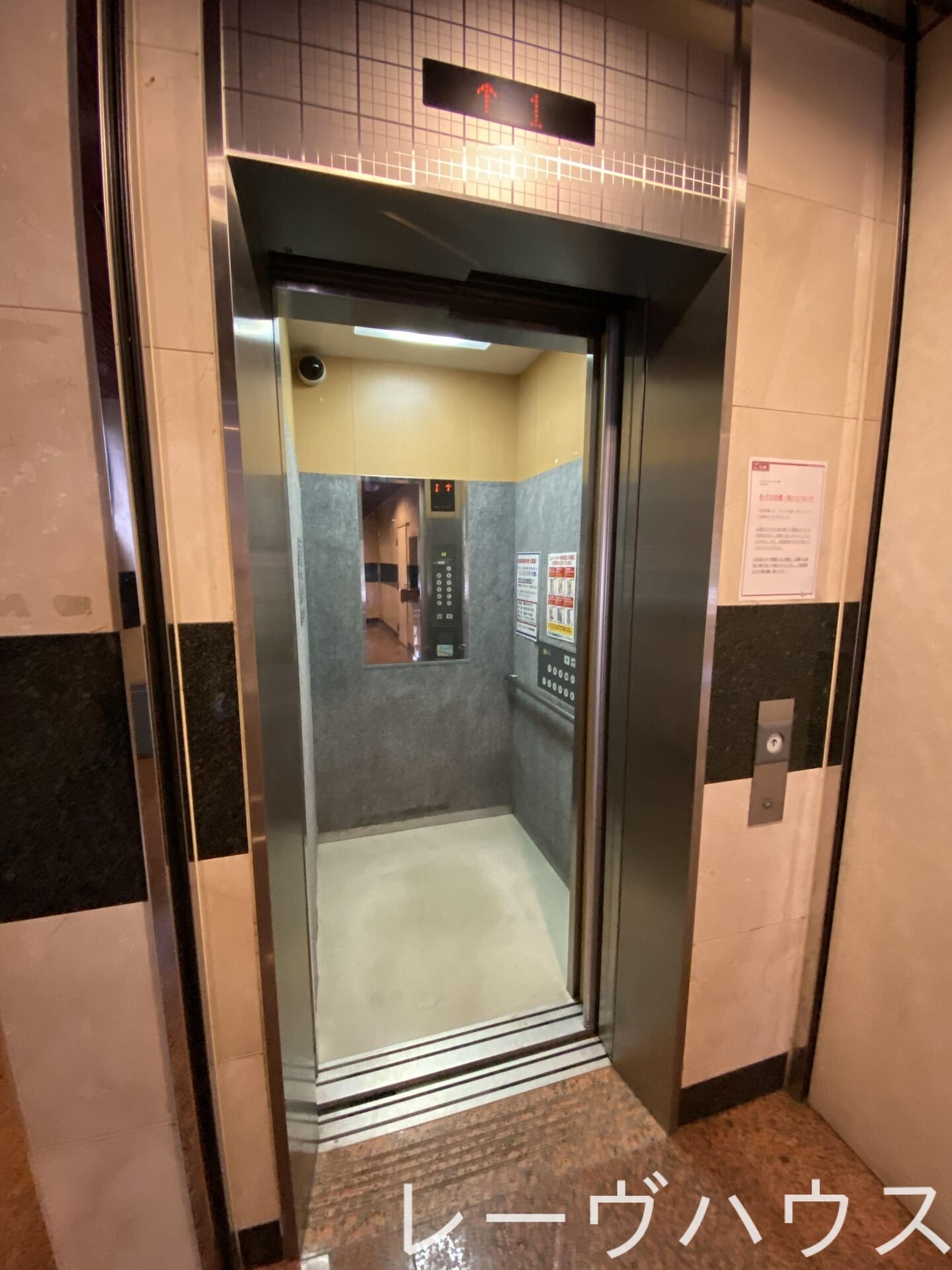 ピュアドームエスパリエ博多の物件内観写真