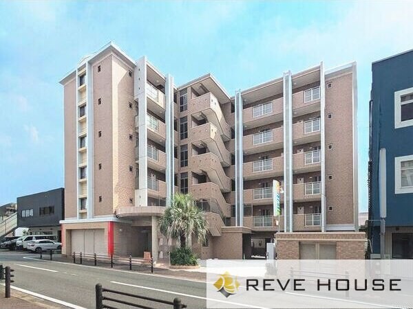 ル・プランタン博多の物件外観写真