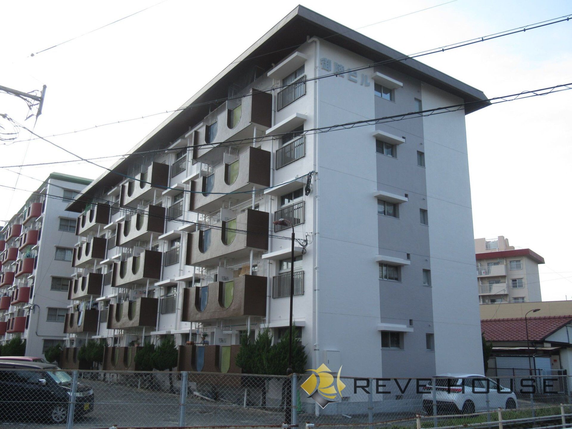 第2御陵ビルの物件外観写真