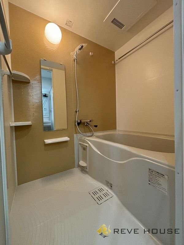 ラシュール・イン大橋IIの物件内観写真