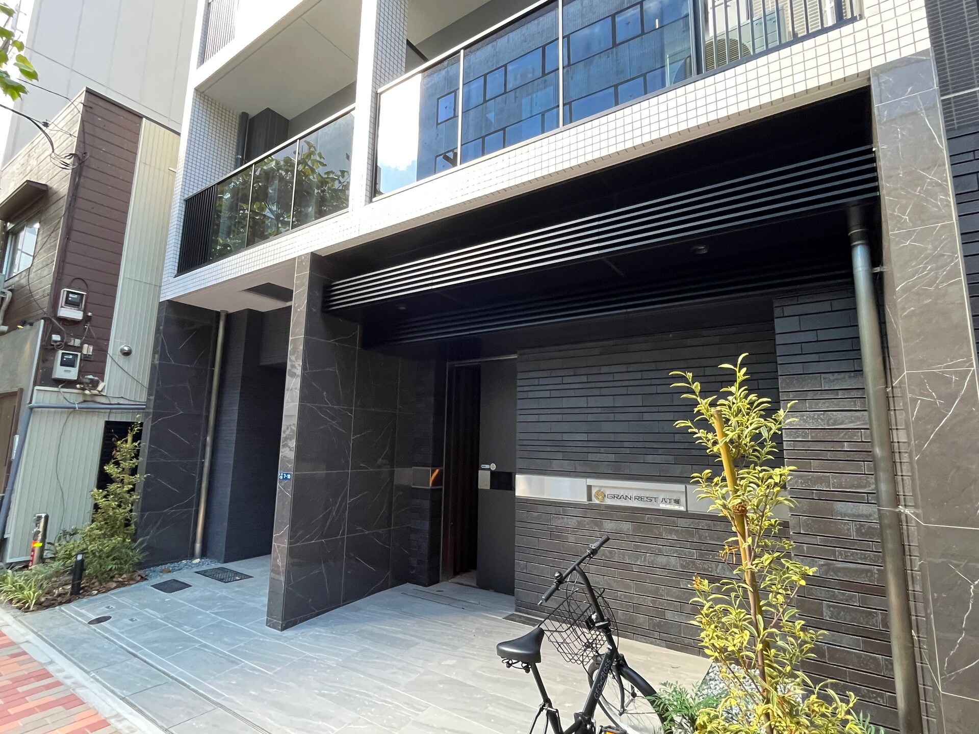 グランパセオ八丁堀IIの物件外観写真