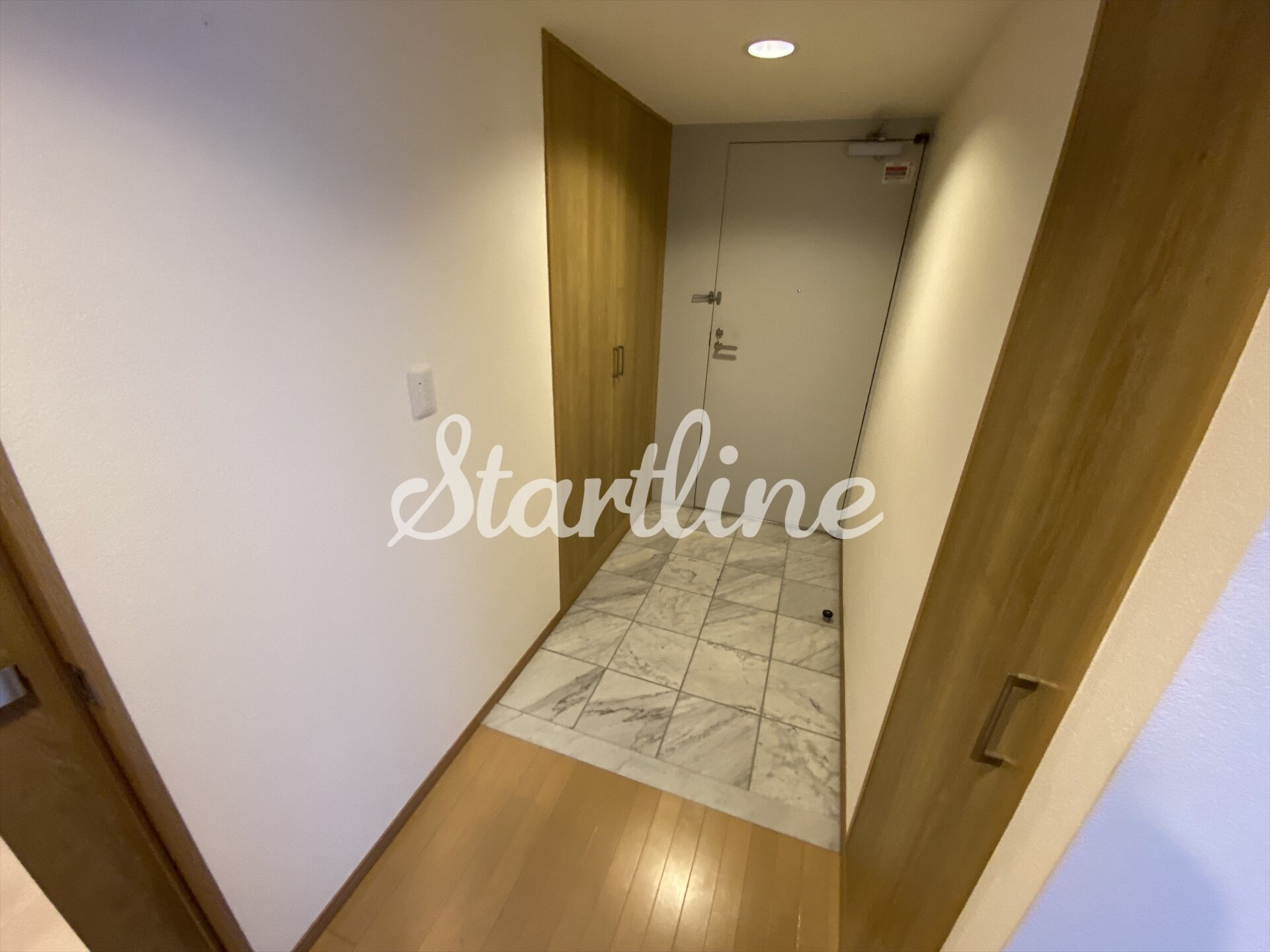 リバー&タワーの物件内観写真