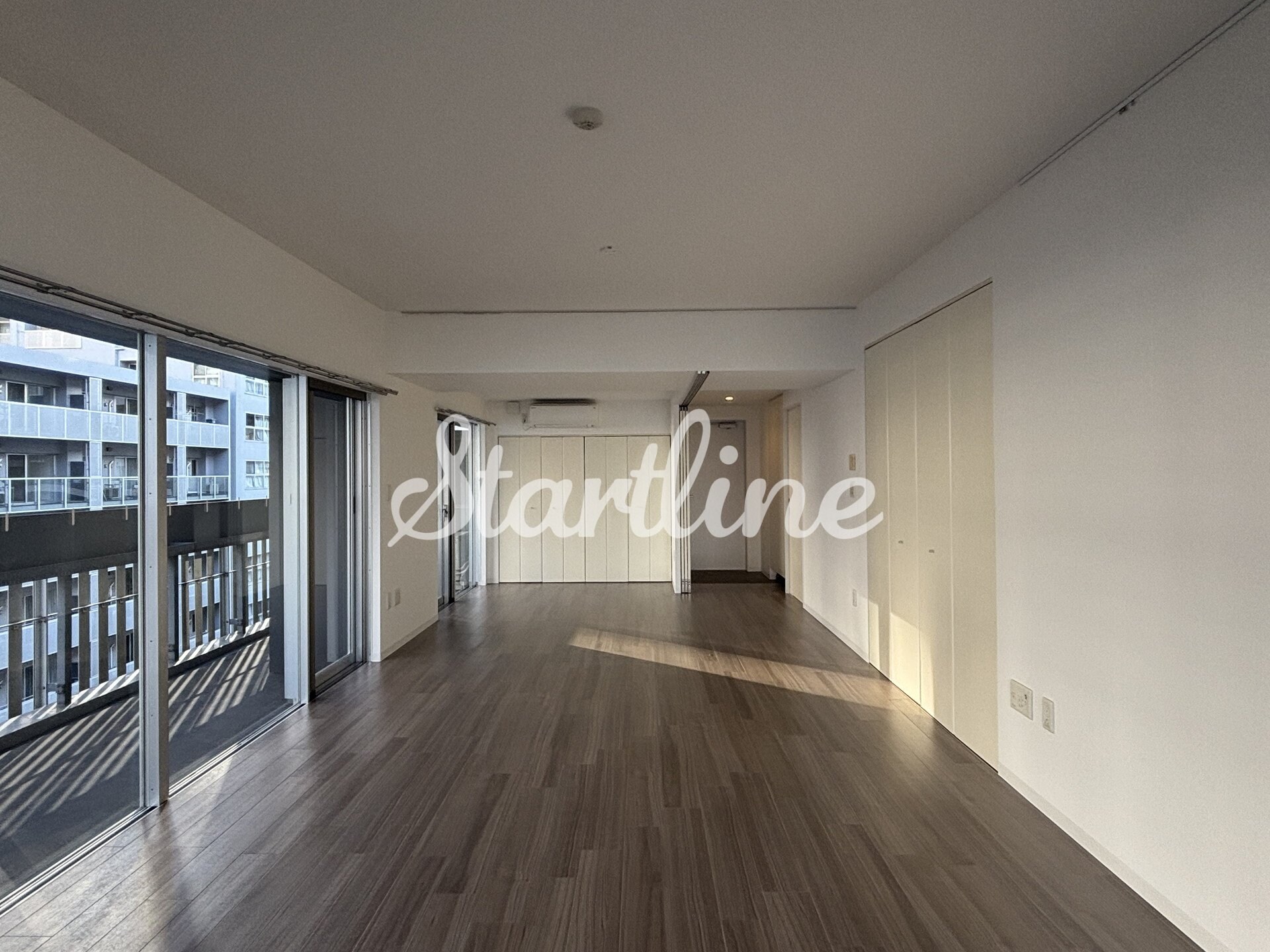 東雲キャナルコートCODAN17号棟の物件内観写真