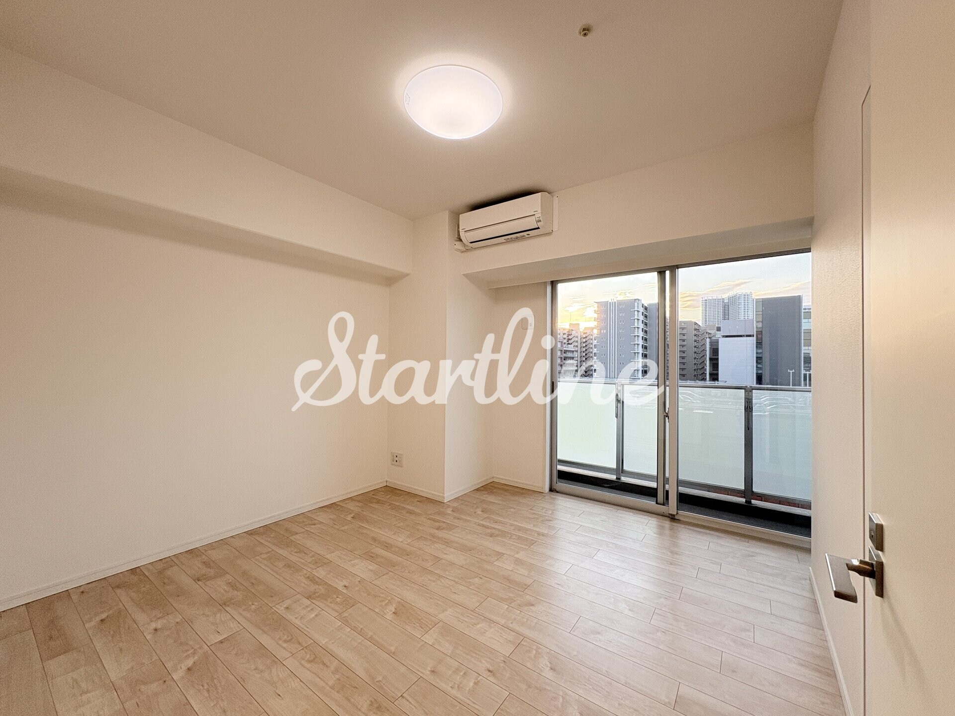 ブリリアイスト東雲キャナルコートの物件内観写真