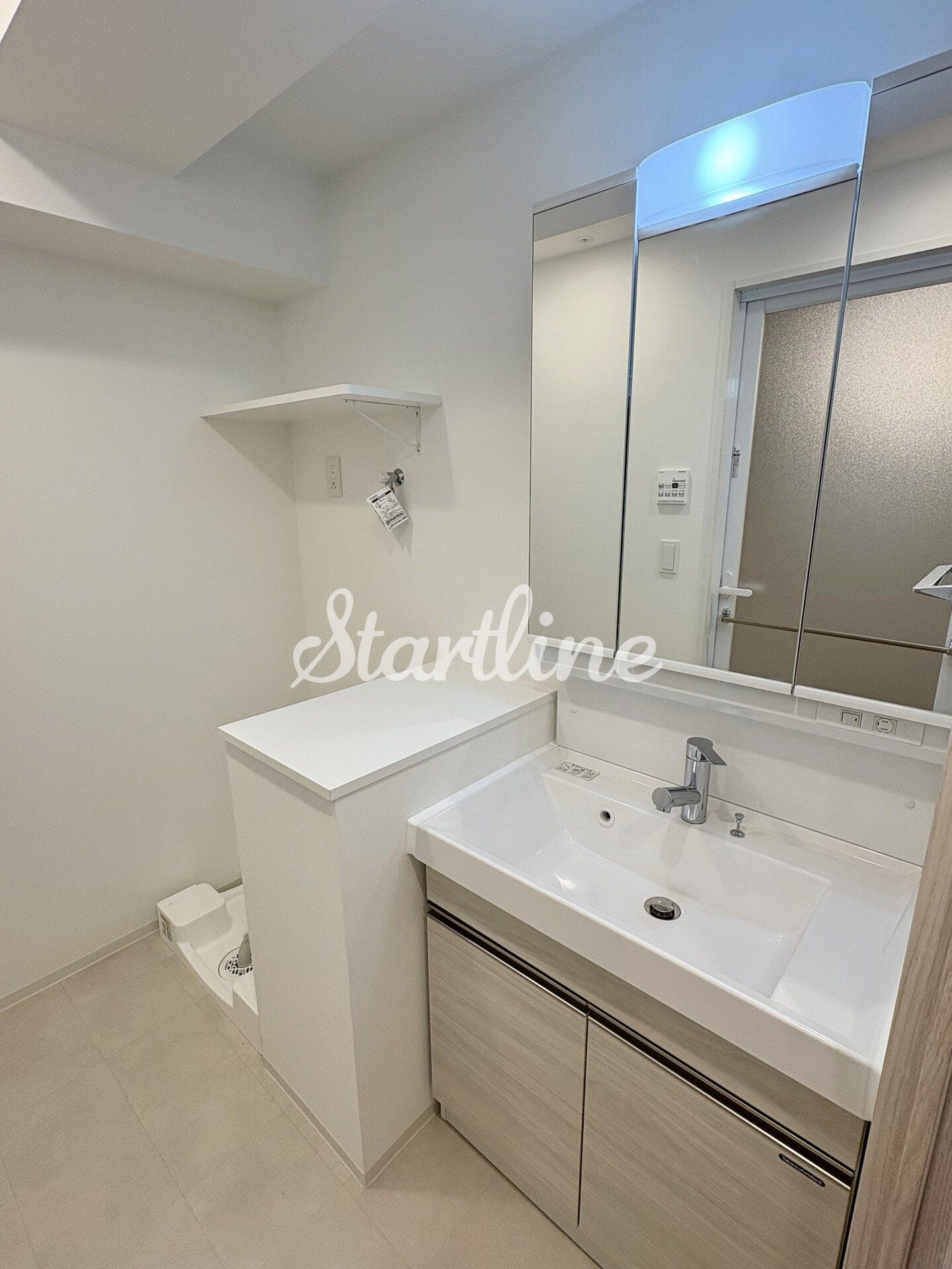 コンフォリア・リヴ豊洲キャナルの物件内観写真