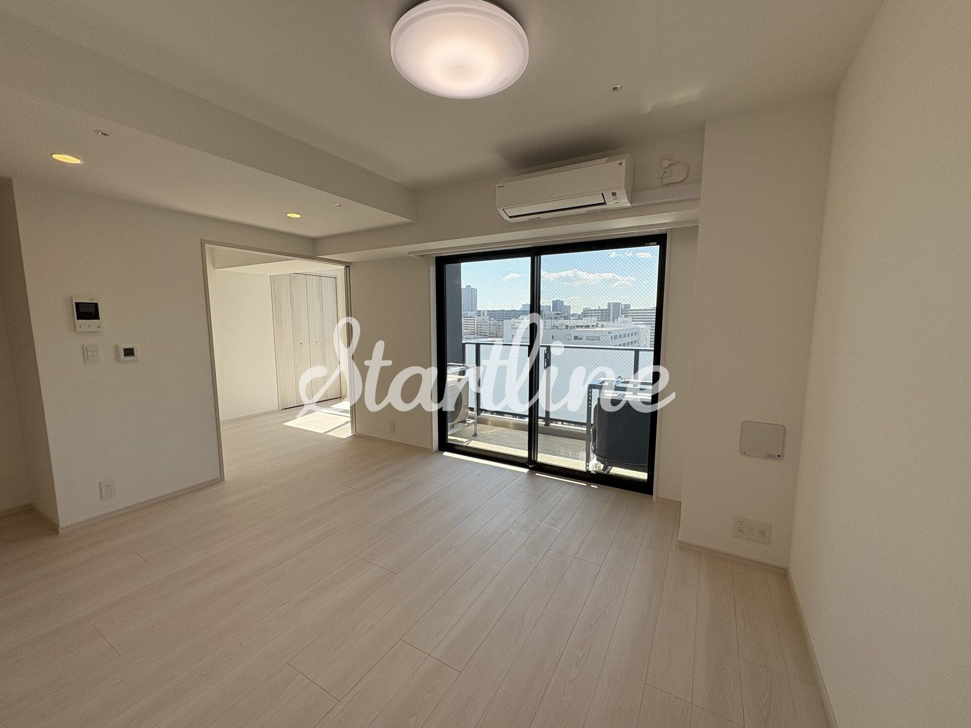 コンフォリア・リヴ豊洲キャナルの物件内観写真