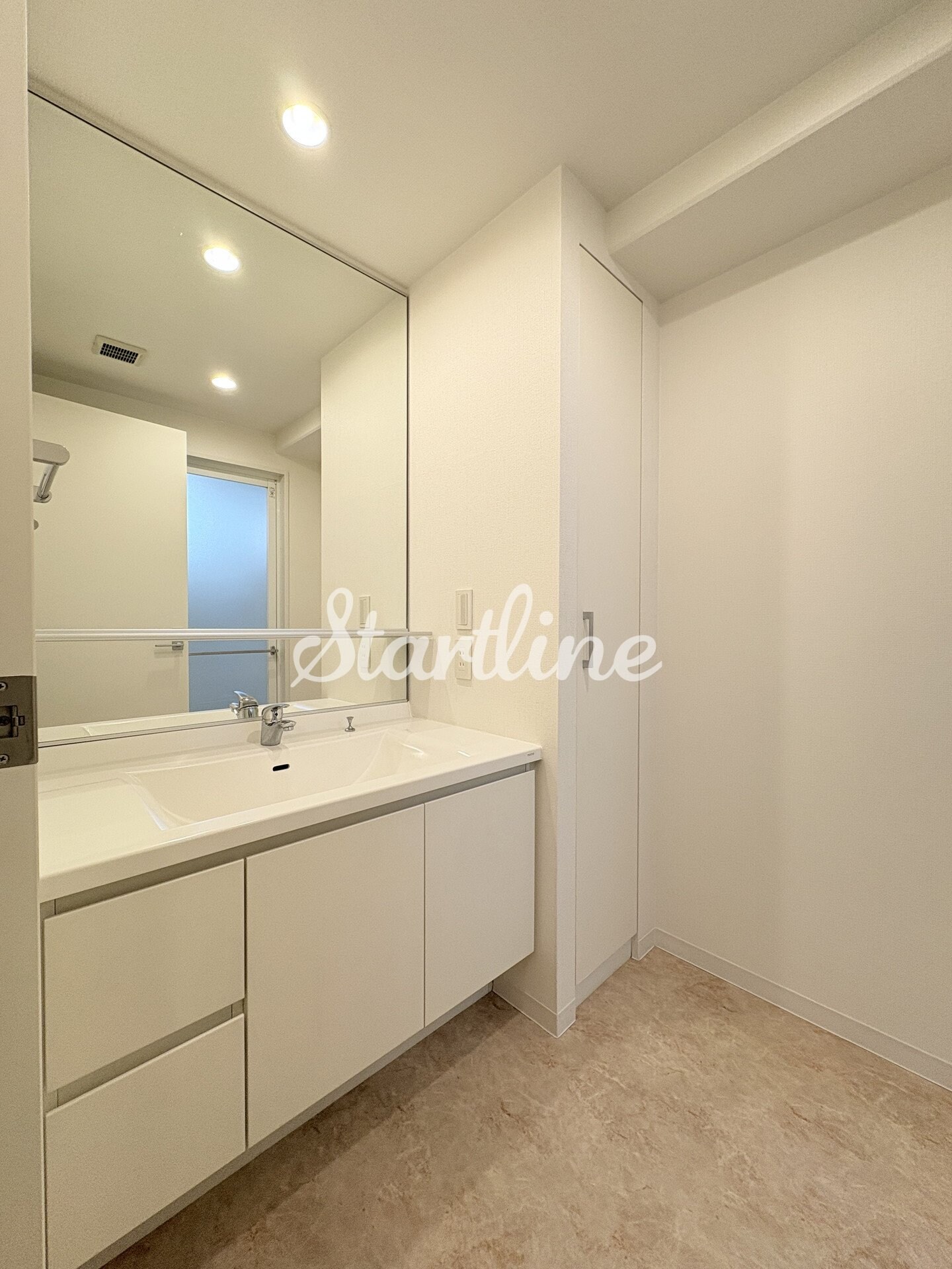 ブリリアイスト東雲キャナルコートの物件内観写真