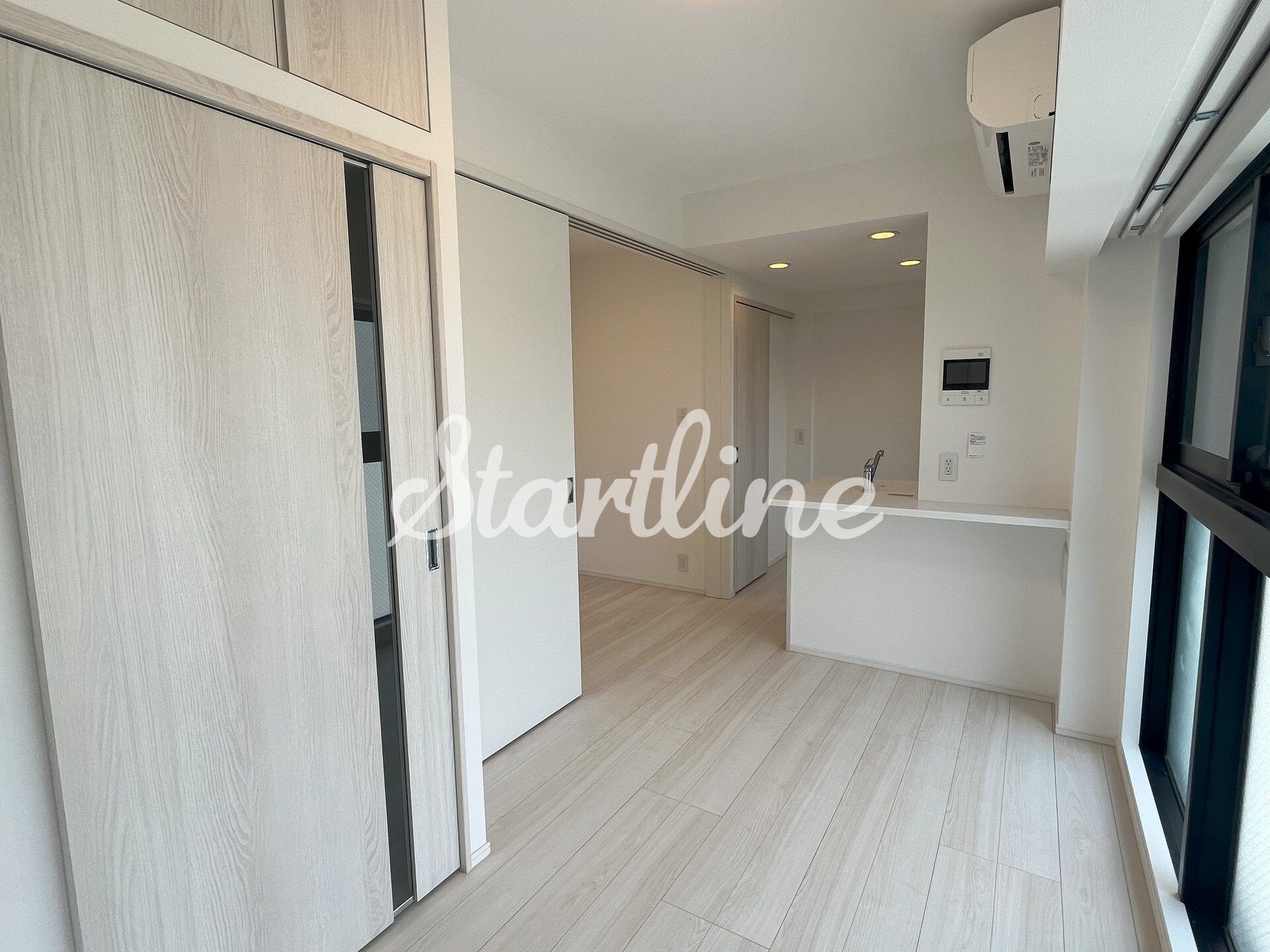 コンフォリア東葛西の物件内観写真