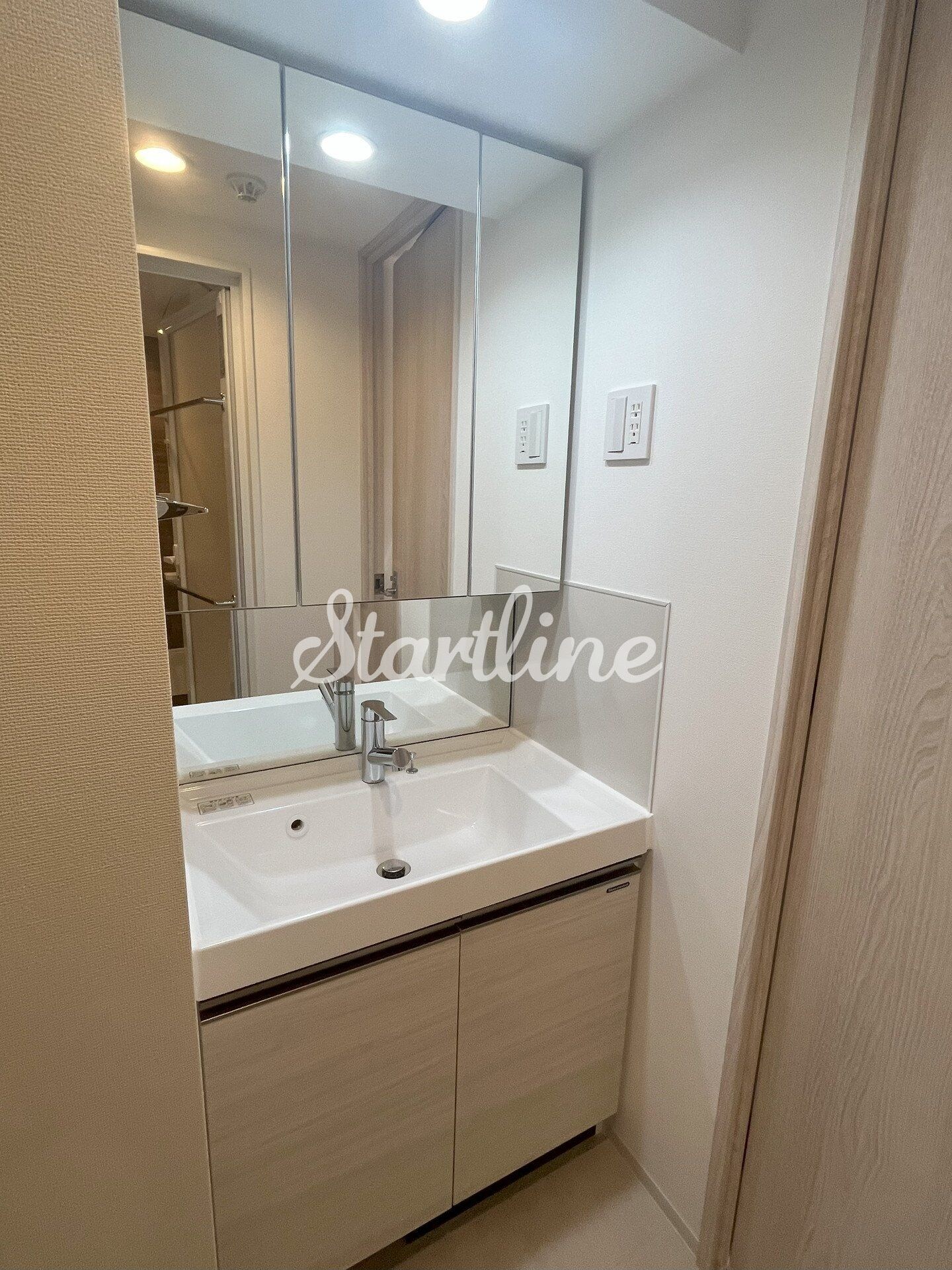 コンフォリア東葛西の物件内観写真