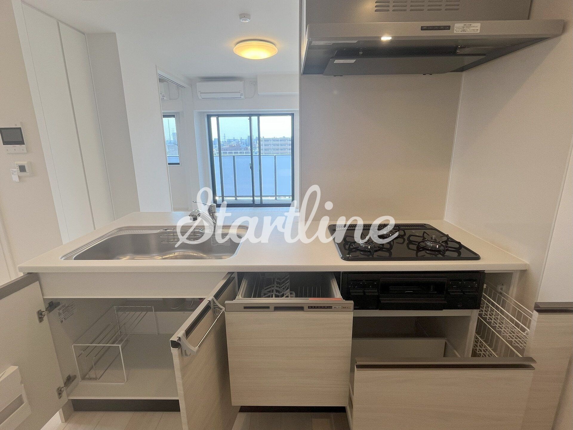 コンフォリア東葛西の物件内観写真