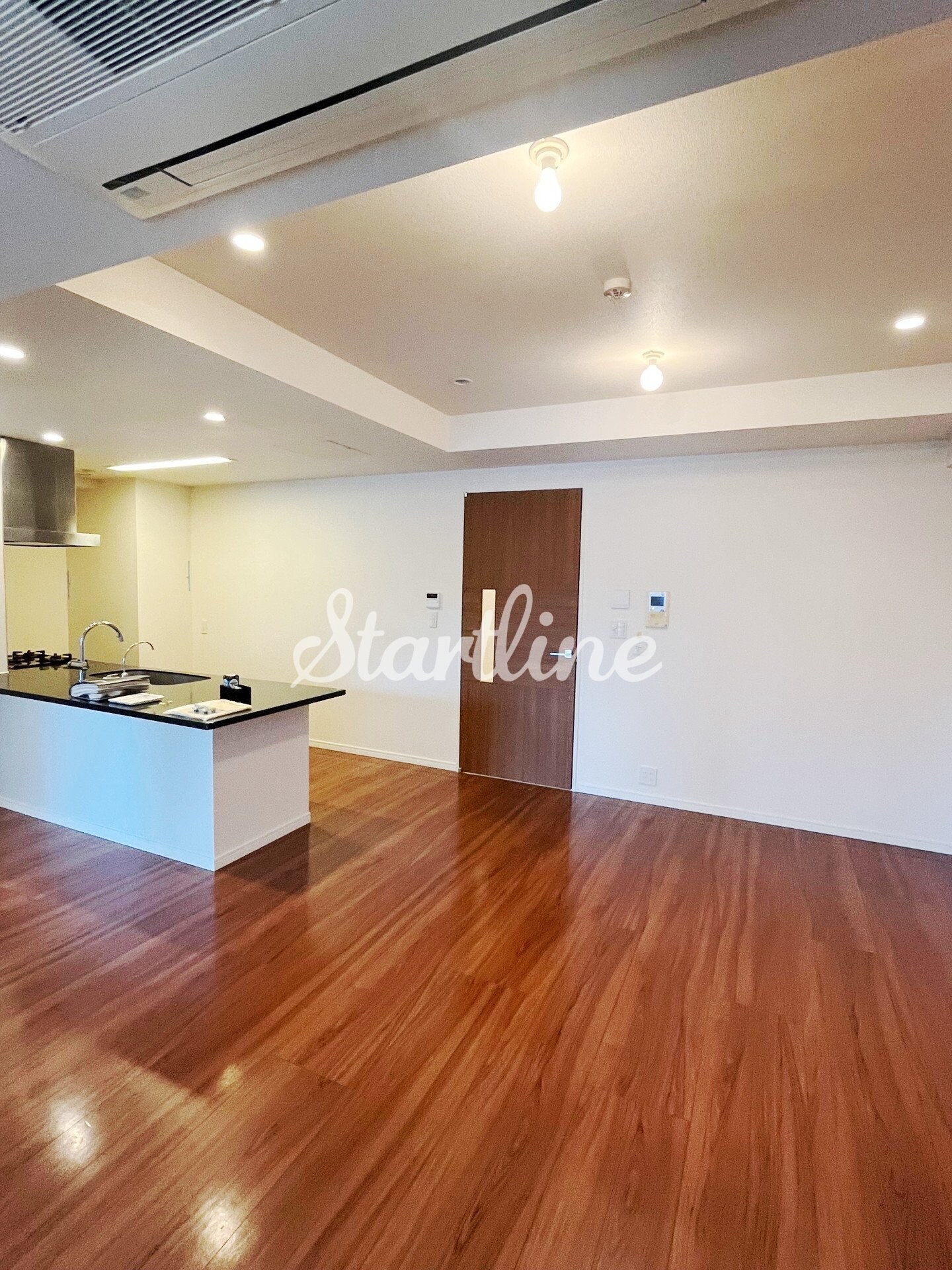 アルティスコート南青山の物件内観写真