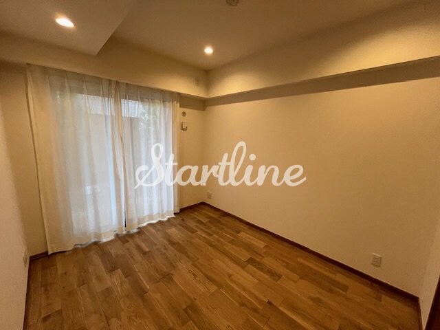 西麻布ホームズの物件内観写真