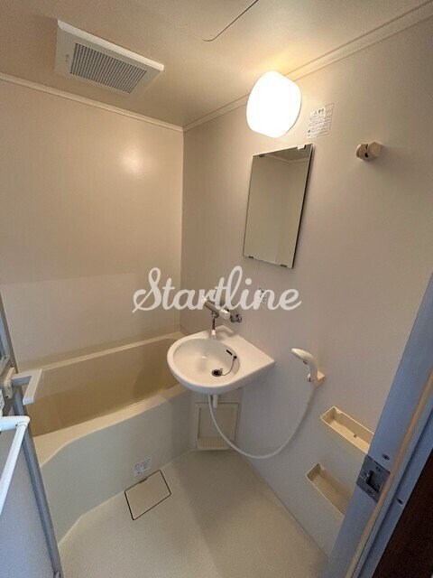 クレアシオン六本木の物件内観写真