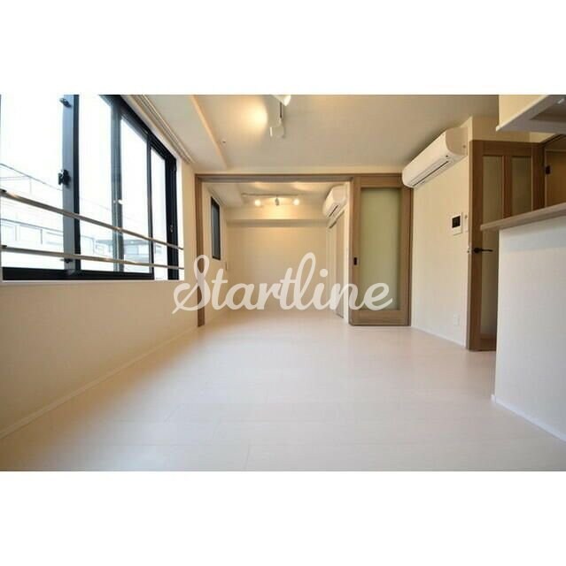 グローリオシェルト神宮前の物件内観写真