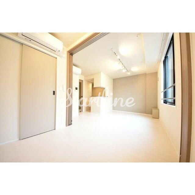 グローリオシェルト神宮前の物件内観写真