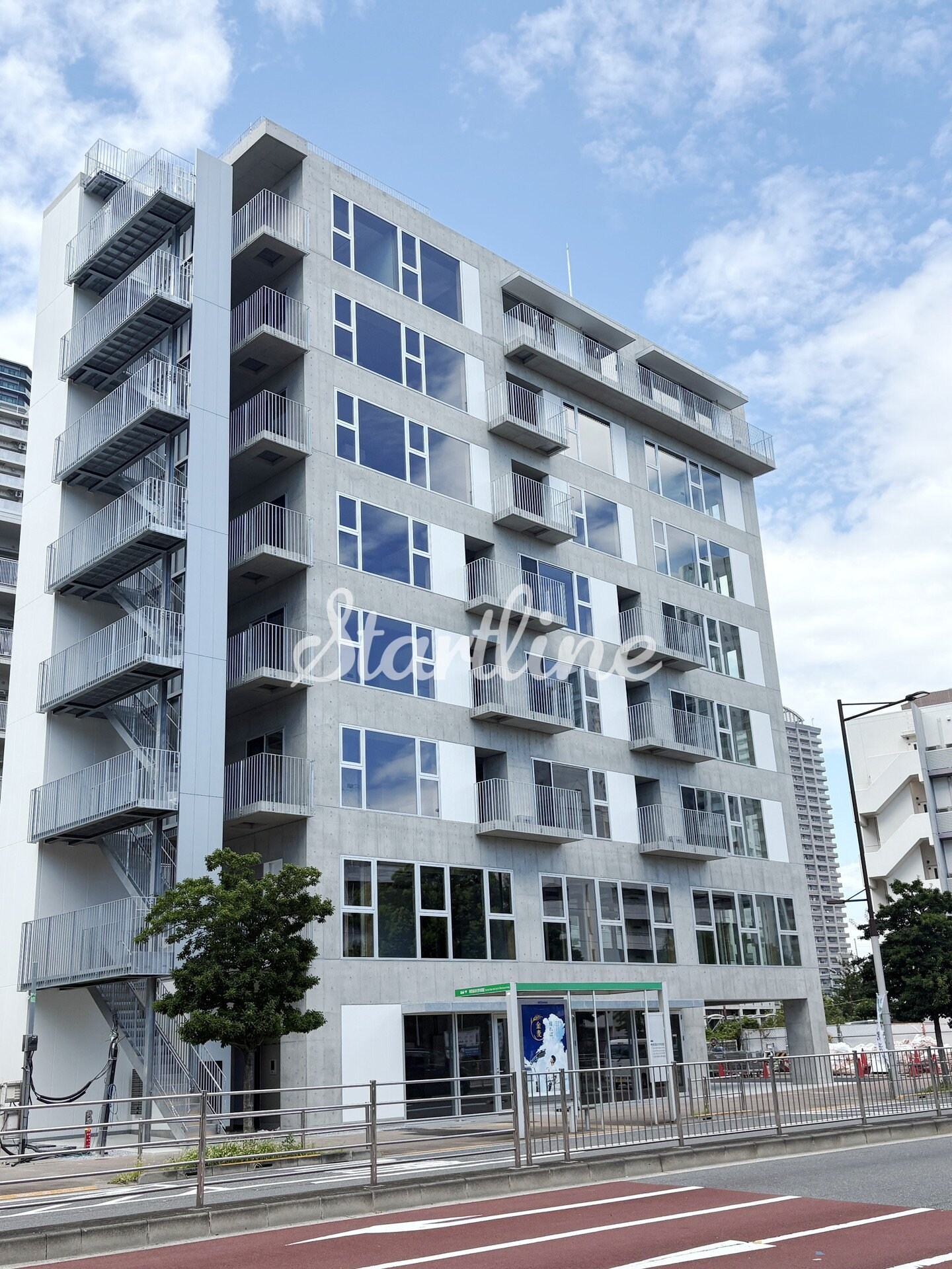 品川港南テラスの物件外観写真